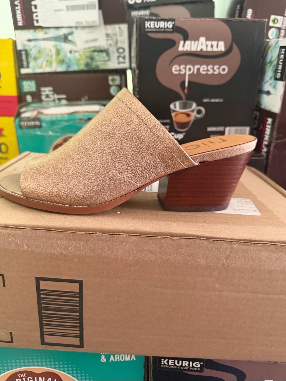 Nicole footwear women’s Carolina slip on mule shoes bronze leather size 8 M